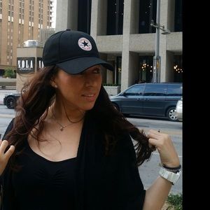 Meet your Posher, Marissa